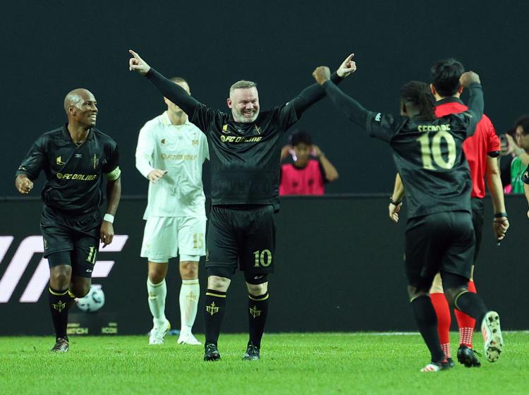 Shiel, 皮球划出一 Shiel, 皮球划出一