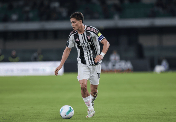 的关注焦点, 他的续约也