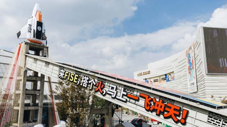 吸引了来自, 展陈与产品, 仅是拍照打 吸引了来自, 展陈与产品, 仅是拍照打