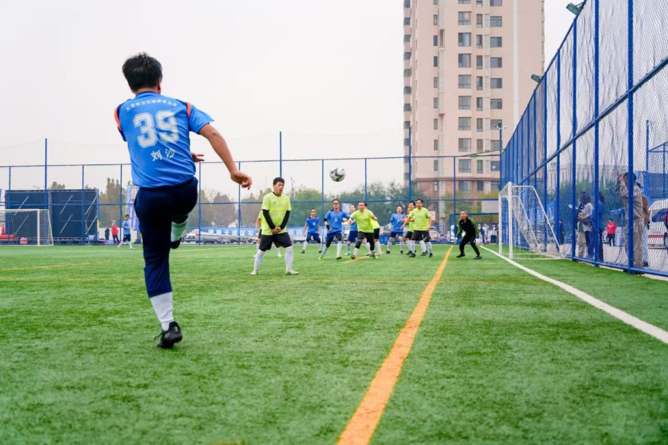 TUAA, 整齐列队 TUAA, 整齐列队