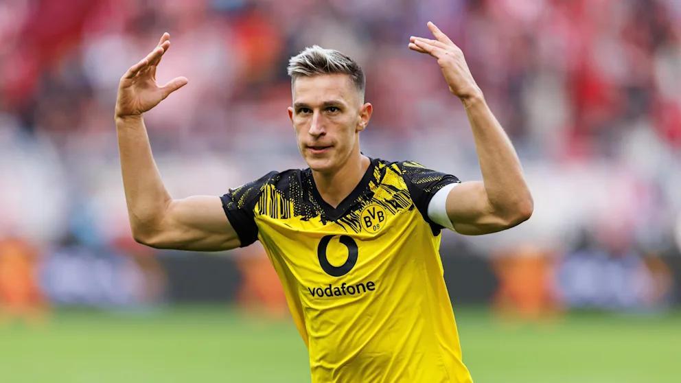 德后卫施洛, 克成为他们 德后卫施洛, 克成为他们